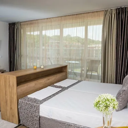 Allure 4*