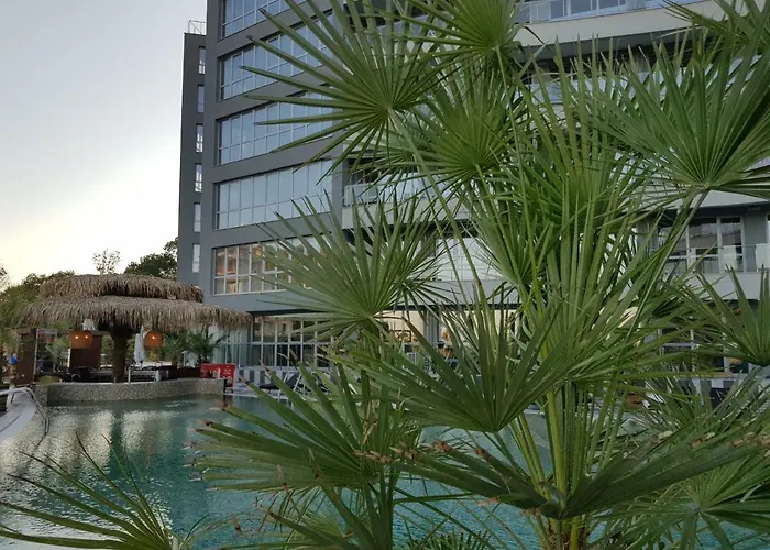 алюр бийч ризорт Апартхотел Приморско